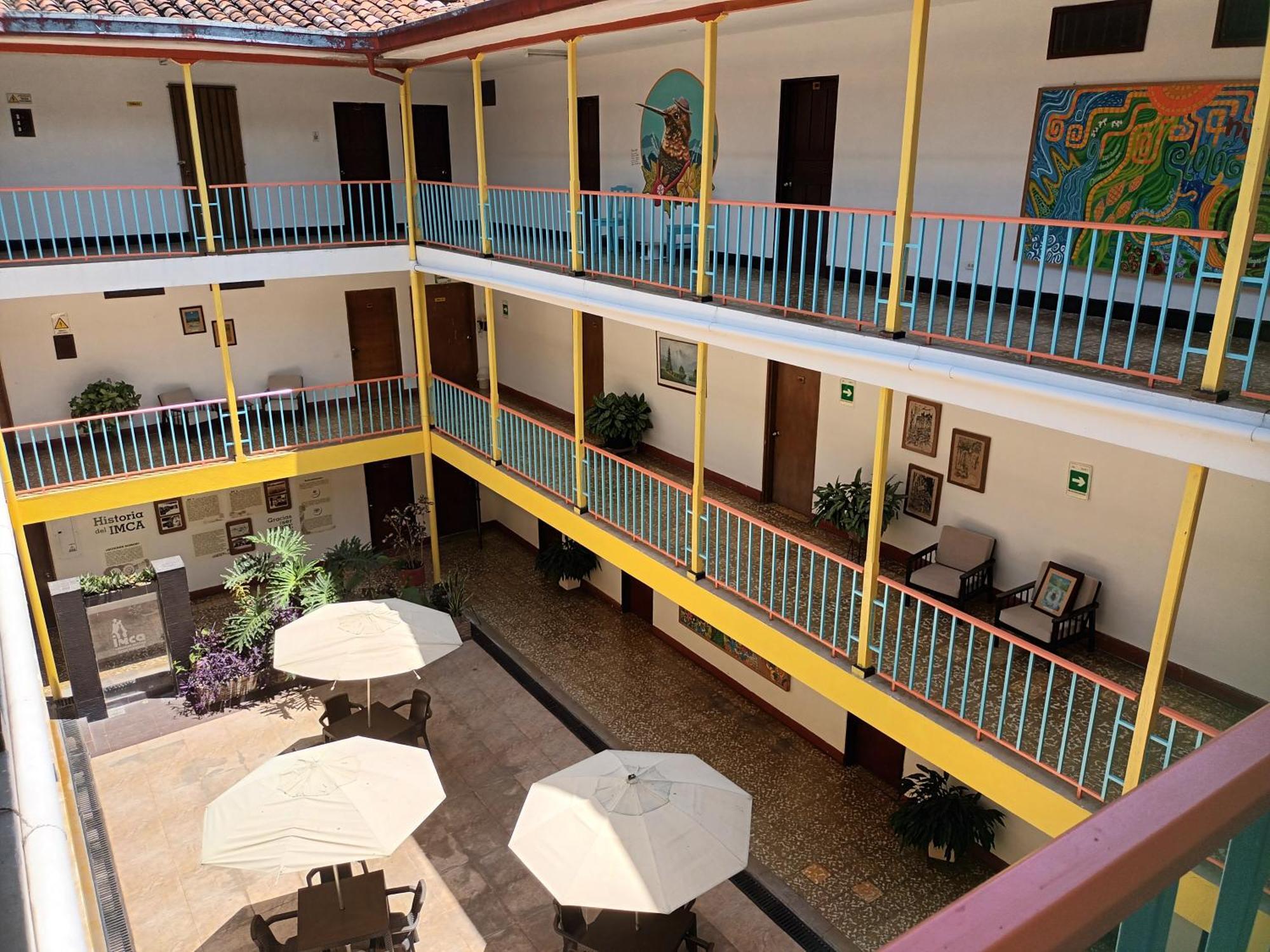 בוגה Imca Hotel מראה חיצוני תמונה